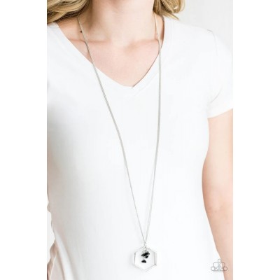 Chicly Geocentric Black Necklace